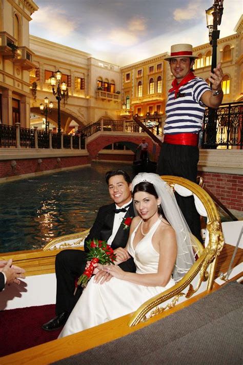 9 Unique Las Vegas Wedding Venues for Adventurous Couples