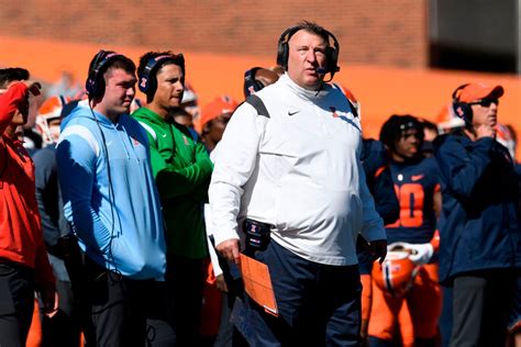 Six things to watch for during the Illini football open spring scrimmage