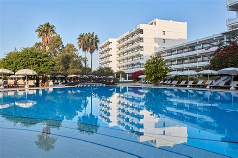 Grecian Bay Hotel Pool: Pictures & Reviews - Tripadvisor