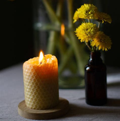 WHY CAN’T I SMELL MY SCENTED CANDLES? | The Candle Land