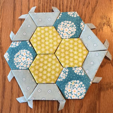 The New Hexagon Quilt Along: The new templates and Blocks 1-5 | Cabin ...