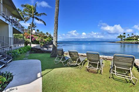 19 STUNNING Vacation Rentals in Maui [2021 Edition]