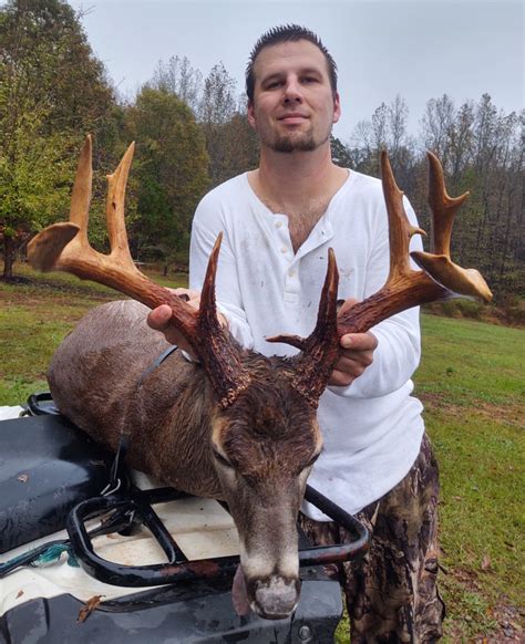 Cherokee County hunter kills huge 12-point buck - Carolina Sportsman