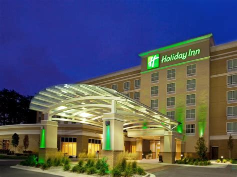 Hotels in Fort Wayne, Indiana with Indoor Pool | Holiday Inn Purdue - Fort Wayne