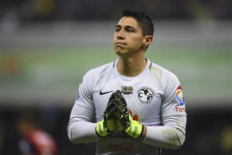 González pasaría del América a Rayados