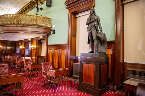 Thomas Jefferson Statue Evicted From City Hall Will Go to a Museum - The New York Times