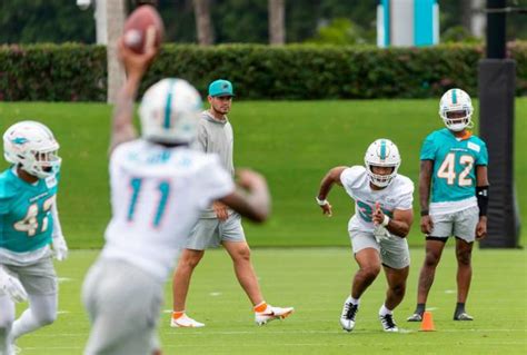 Dolphins’ Cedrick Wilson Jr.: ‘I want to be here’ amid trade ...