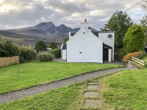 Dog Friendly Holiday Cottages in Isle of Skye, Highlands - Pet Friendly ...