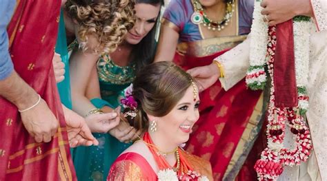 15 Rituals, Traditions, and Moments for a Hindu Wedding Ceremony ...