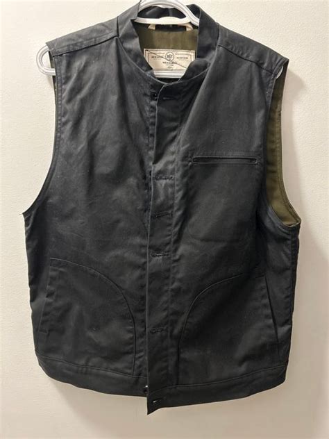 Rogue Territory Rogue territory black waxed cotton vest | Grailed