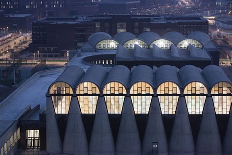 Gallery of Gymnasium of New Campus of Tianjin University / Atelier Li ...