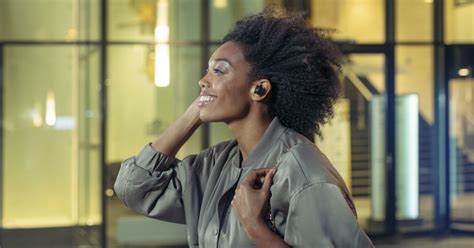 Get these Philips water-resistant wireless earbuds for $18 | Digital Trends