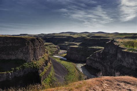 Exploring Palouse Falls - Brieanne Hull Photography