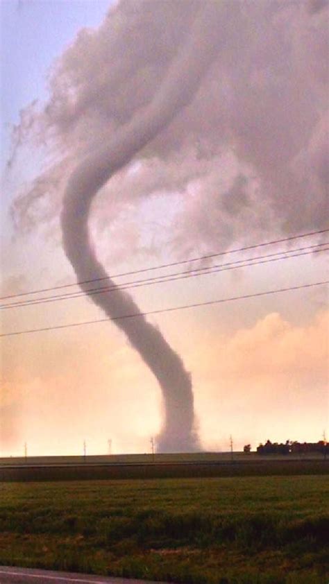 Tornado near Scott City, Kansas on May 24, 2016... Pic from Alex Hutchins. | Storm pictures ...