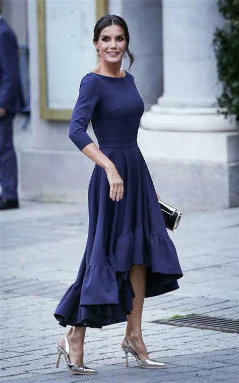 Queen Letizia of Spain and her daily diet and exercise routine! - Sugar Zam