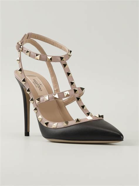 Lyst - Valentino 'Rockstud' Pump Shoes in Black