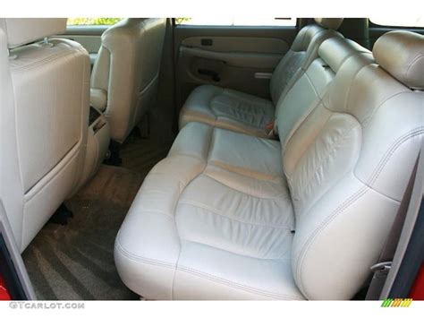 Tan Interior 2001 Chevrolet Suburban 1500 LT Photo #44349602 | GTCarLot.com