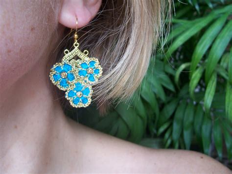 Outstanding Crochet: Crochet Earrings "Forget-me-not"