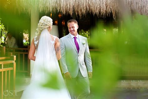 Paradisus la Perla wedding with a hummingbird! - Danielle and Vince