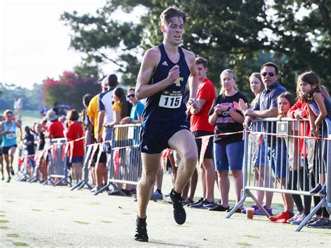 PHOTOS: XC Clean, Old-Fashioned Hate Gallery – Georgia Tech Yellow Jackets