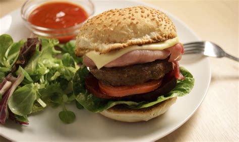 Beef Burger With Beetroot, Bacon And Cheese Recipe | Birds Eye