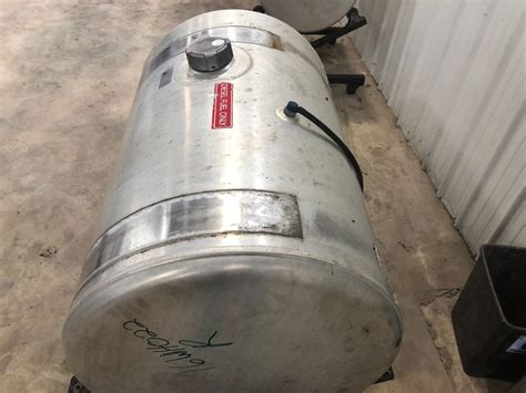 A03-39284-120 | Freightliner CLASSIC XL Fuel Tank for Sale