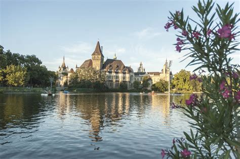 Schloss Vajdahunyad - Sehenswürdigkeiten in Budapest