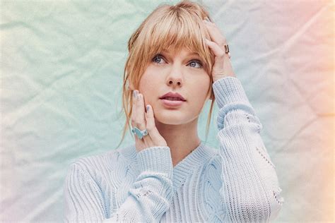 Taylor Swift announces new re-recorded album 'Speak Now'