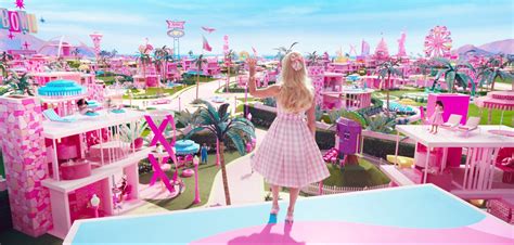 'Barbie'; Is it a Dreamland? -Movie Review - mxdwn Movies