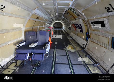 Boeing 727 interior hi-res stock photography and images - Alamy