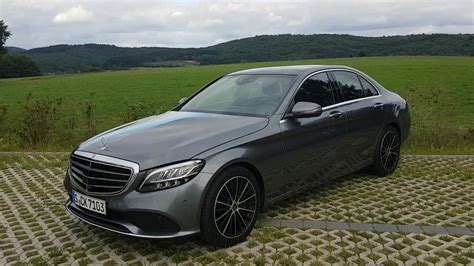 Mercedes Benz C 200 W205 facelift 2018 walkthrough - CarBuyer Singapore ...