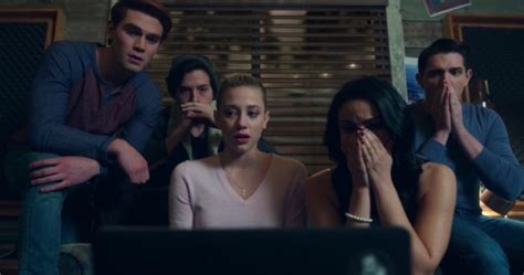 Netflix UK TV review: Riverdale Season 1, Episode 12 | Where to watch ...