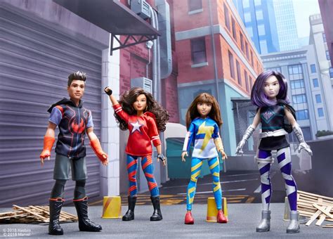 New 'Marvel Rising: Secret Warriors' Doll Collection Lets You Recreate The Action | Marvel