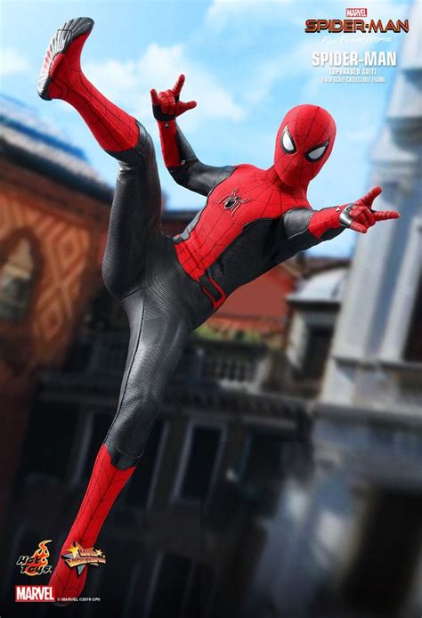 Hot Toys Spider-Man (Red/Black Suit) Announced | Spiderman, Hot toys ...