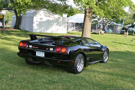 Lamborghini Diablo - The Ultimate Guide