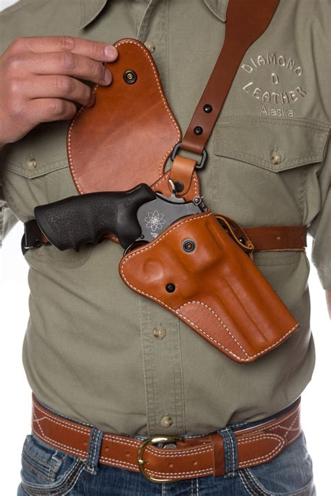 Guides Choice™ Leather Chest Holster, the ULTIMATE outdoor gun holster ...