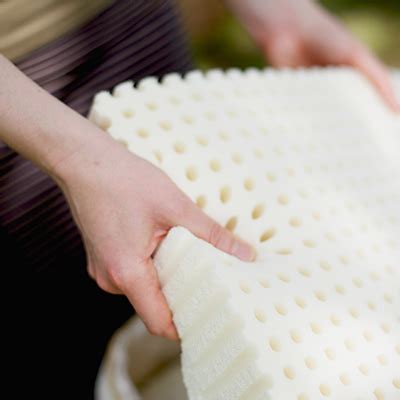 The Benefits of a Natural Latex Foam Mattress | Savvy Rest