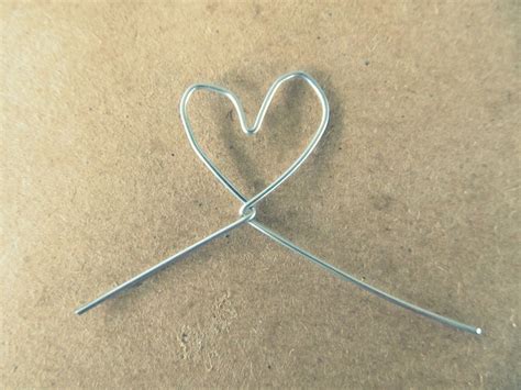 WobiSobi: Heart, Wire Earrings,DIY