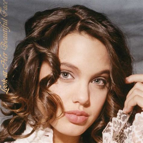 Look At Her Beautiful Face: Is It True That Angelina Jolie's Lips Is ...