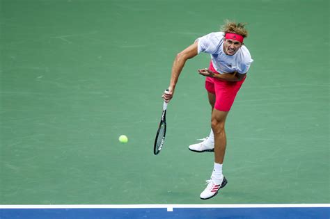 The Paradoxical Serving performances of Alexander Zverev