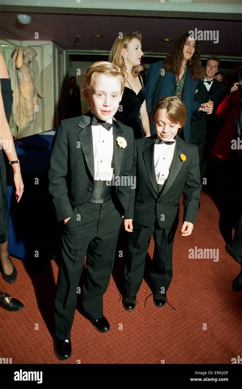 Macaulay Culkin Little Brother / Kieran Culkin Imdb - The former child actor, now 40, and ...