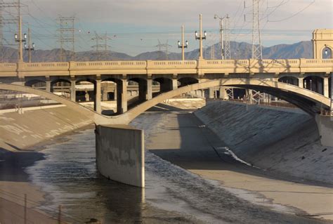 First Street bridge Los Angeles | Los angeles at night, Rock garden ...