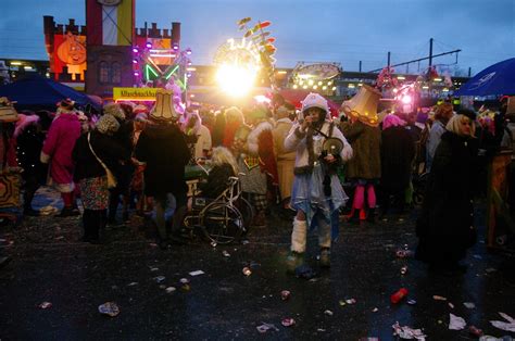 Carnival of Aalst - Travel Eat Enjoy Repeat