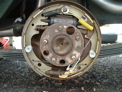 Rear drum brake noise -- UPDATE - *FIXED* - Moparts Forums