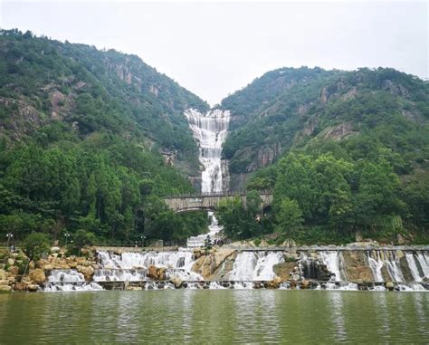 Tourism rebounds in Taizhou amid National Day holiday