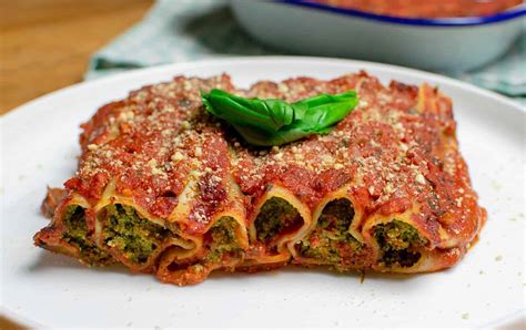 Vegan Cannelloni with Spinach and Ricotta - Vegan Punks