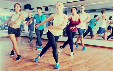 Zumba, el baile aeróbico y divertido - El blog medicinal de OXIMESA