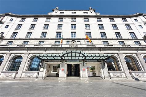 HOTEL RIU PLAZA THE GRESHAM DUBLIN $111 ($̶1̶3̶5̶) - Updated 2021 Prices & Reviews - Ireland ...