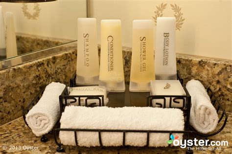 Best Hotel Bathroom Amenities | Ruivadelow