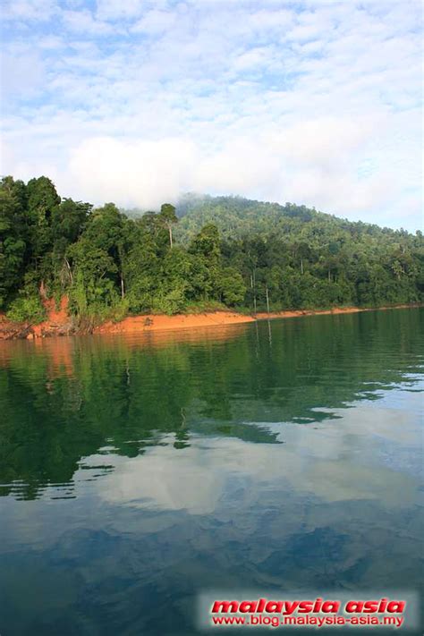 Tasik Kenyir in Terengganu